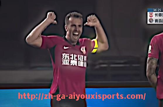 爱游戏体育官网-CBA足球联赛群殴事件视频回顾与争议分析